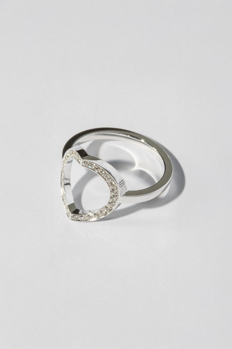 LE SECRET Bague Or blanc 18k tout pavé - Maison Mouche bijoux classiques pas classiques
